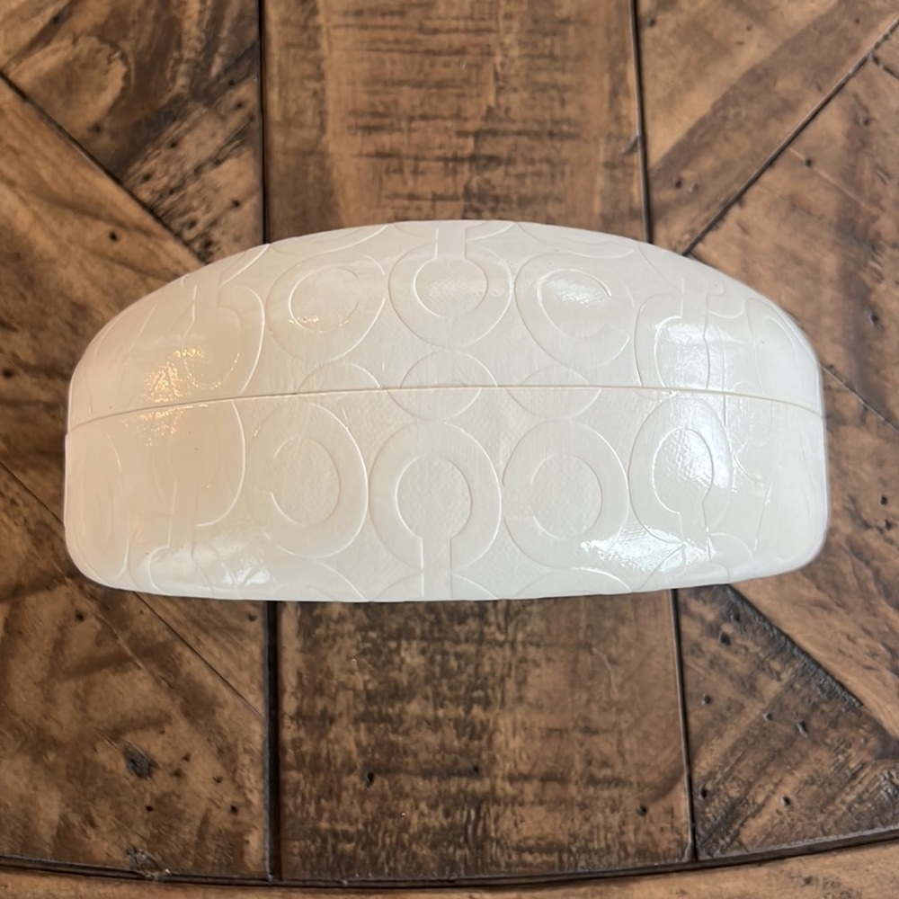 Hard Coach glasses case - Picture 3 of 4